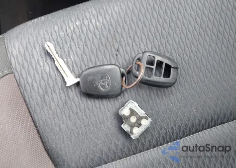 2019 Toyota Corolla Le from USA, damaged, VIN 5YFBURHE5KP933225